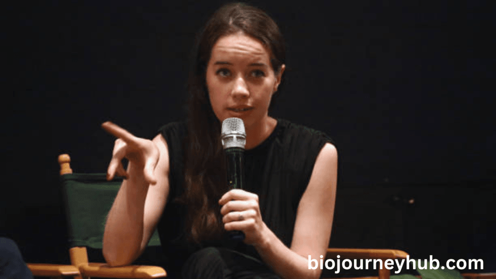 Anna Popplewell