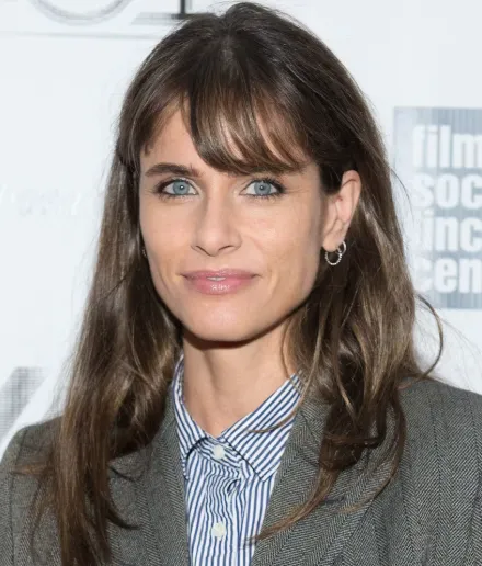Amanda Peet Net Worth Revealing Her Stunning Wealth in 2025