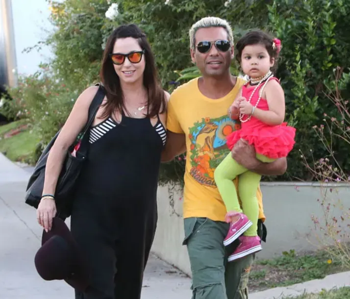Tony Kanal's Wife Inside the Life of the Music Star's Partner