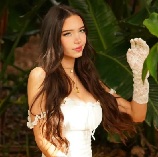 Lydia Violet Age – Biography, Lifestyle, Net Worth 2025 & More